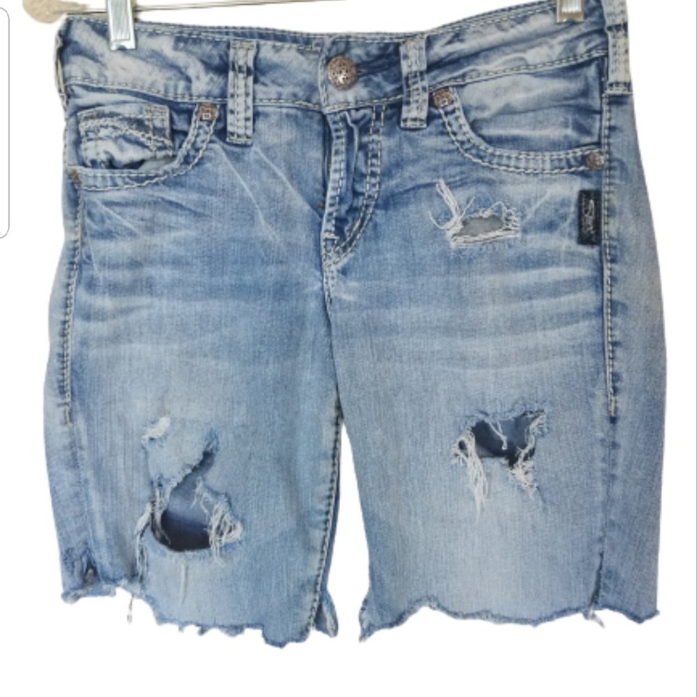 Silver Jeans SUKI  Mid distressed Jean Shorts
